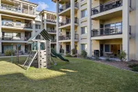 Walking on Sunshine Ground Level Hotels in Washington