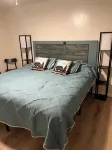 Escape to a world of Komfort in our Kozy 2 Bedroom 1 Bathroom Kabin