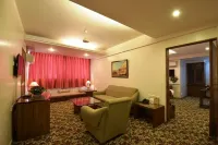 Hotel Pearl Hotels in Kolhapur