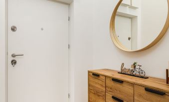 Venus Apartments - Westside Residence