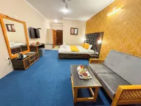 Kashmir Holiday Resort Hoteles en Srinagar