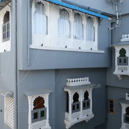 3 Raahi