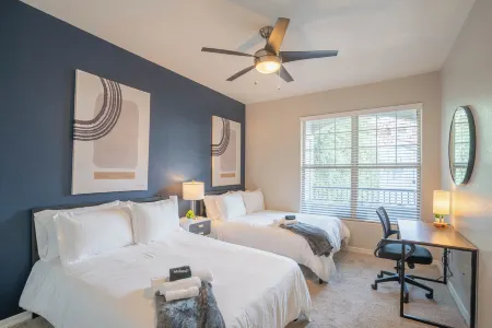 THE LEX on Central Отели рядом с достопримечательностью «Пистева Пик»