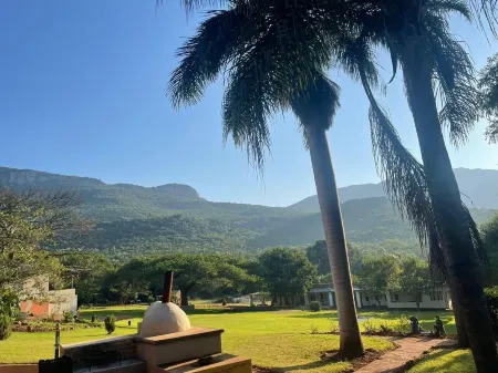 Madi a Thavha Mountain Lodge