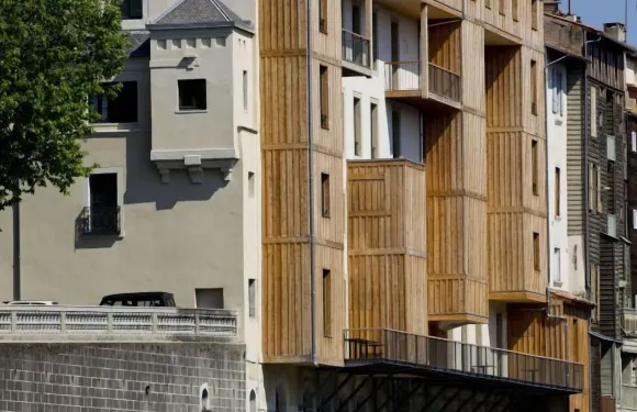 卡斯特爾大酒店