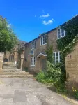 Rustic Cottage in the countryside Hotels in Crewkerne