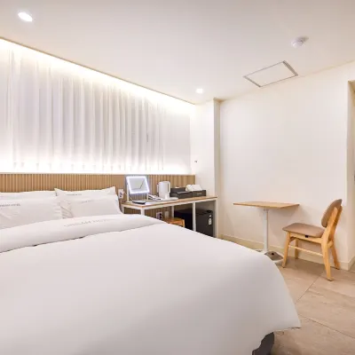 Urban Hotel Hotels near Osan U.S. Air Force Base