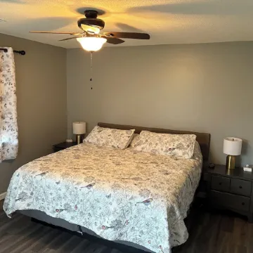 Charming 2-bedroom 2-bath condo with WiFi in Monroe City by Mark Twain Lake