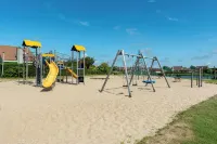 荷蘭沙丘旁帶陽台景觀的公寓