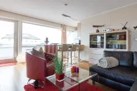 Wonderful view for 4 people 100 m from the main beach