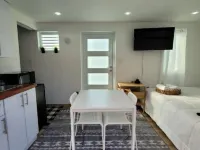El Rinconcito Container Home Exp! Private Pool فنادق في رينكون