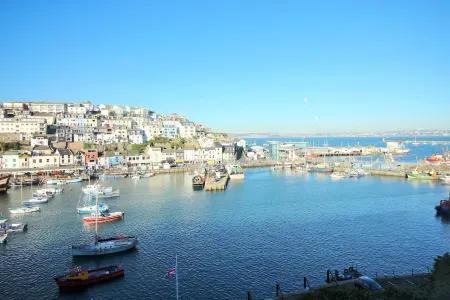 Stunning Harbour and Mooring views Отели рядом с достопримечательностью «Walk of Fame»