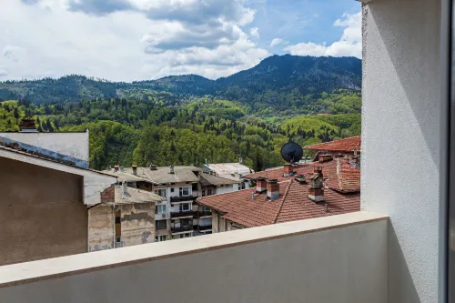 Central Apartment with View