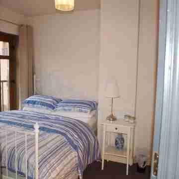 Spacious 4-Bedroom Townhouse in Prime South Belfast Location Rooms