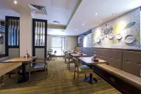Premier Inn Wells (Somerset) Hotel a Croscombe