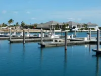 Rent a 2 bed / 2 bath Villa in Alice Town, North Bimini (INCLUDES 50' dock slip)