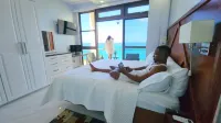 Escape to the Tranquil Sophistication of Yellow Sands Luxury Villas Các khách sạn ở 