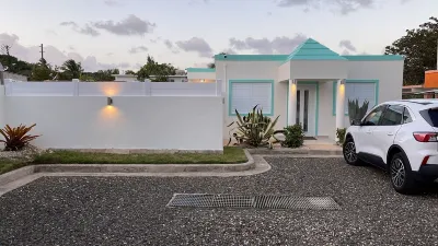 Vamos a la playa, private pool/central AC Hotels in der Nähe von Parque Nacional Balneario Cerro Gordo