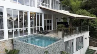 Ponta Leste - Beautiful house on the coast of Angra in a closed condominium with beach. Hotel a Angra dos Reis