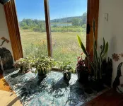 Spacious home w/riverview, minutes from state parks and ocean beaches, sleeps 11