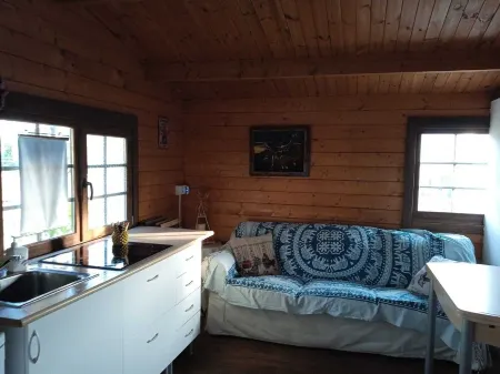 House Sunflowers Отели рядом с достопримечательностью «Camping La Rana Verde»