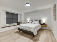 Instaworthy Cozy House - near Lake Hefner, OKC Hotels near Courtyard Plaza Shopping Center