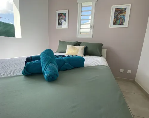 Small villa in the heart of Saint francois Hotels in Bragelogne