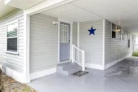 Cozy Downtown Eustis Home minutes from Mt Dorah! Hotel a Eustis