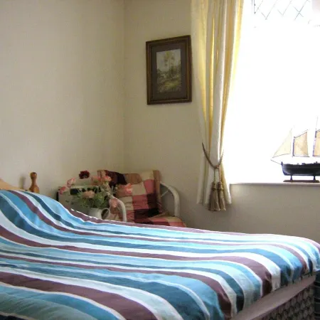 Cornish Cottage sea 100m four bedrooms Kingsand, homely & comfortable
