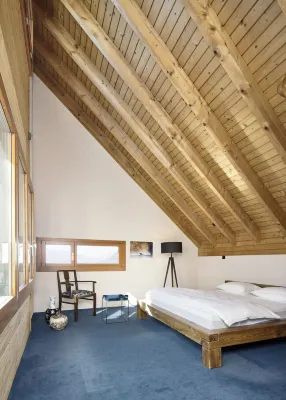 Traum-ferienhaus für bis zu 11 Personen im Schönsten Dorf der Schweiz Hotel a Flasch