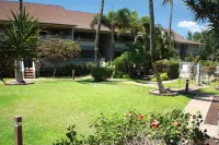 Beautiful 2nd floor, partial ocean view condo! Bathroom recently updated