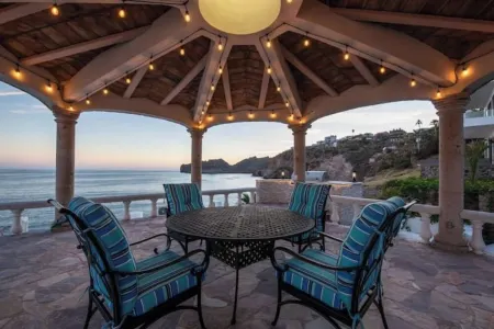 Casa Bellavista hosts one of the best views in San Carlos includes BBQ & Gazebo. Отели рядом с достопримечательностью «Barajitas Canyon»