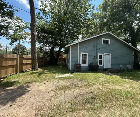 Charming 3-bedroom vacation home just 4 minutes drive to Eiffel Tower