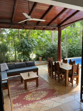 Perfect cozy family home. Location, pool, patio.