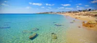 Seafront apartment. 3 double beds and 3 bathrooms