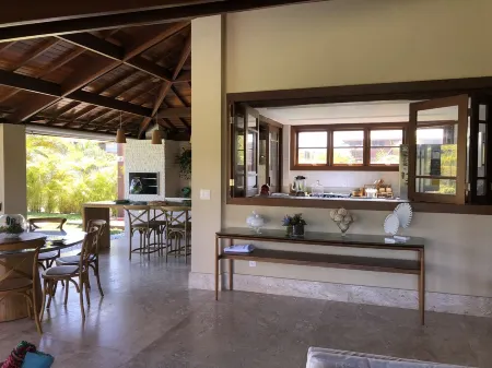 Excellent Casa Praia do Forte Natural Pools