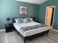 Beautiful Remodeled 4 Bedroom House