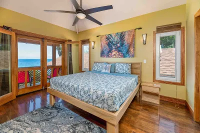 Seaside 3 Bedroom Villa with Pool in First Bight Hotel a 