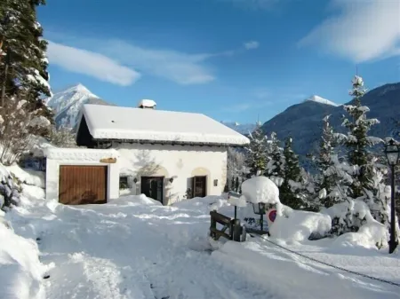 Holiday home between Davos + Lenzerheide, 8 people, hiking, cycling, swimming