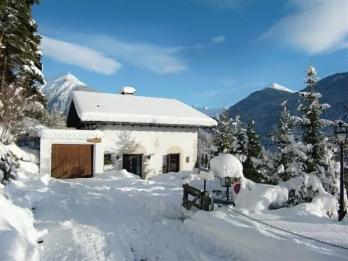 Holiday home between Davos + Lenzerheide, 8 people, hiking, cycling, swimming