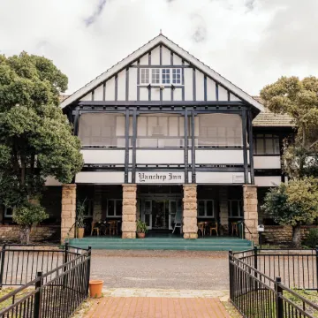 Yanchep Inn