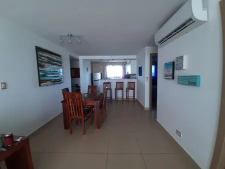 Emerald Waves Beachfront Condo in El Palmar Отели в г. Сан Карлос