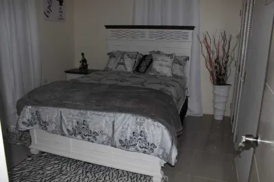 A single family home in a secure gated community where you can feel at home  호텔