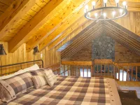 Cozy Vermont Log Cabin Near Okemo & Killington ~ the Perfect Snowy Getaway Hotéis em Cavendish