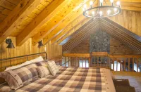 Cozy Vermont Log Cabin Near Okemo & Killington ~ the Perfect Snowy Getaway