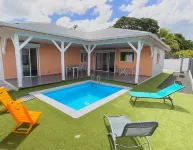 Évasion Tropicale : Villa de Rêve Avec Piscine Hotels in der Nähe von huit à huit