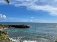 Steps from Beach, private pool and Wifi
