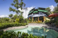Yaba Chigui Lodge - Pools