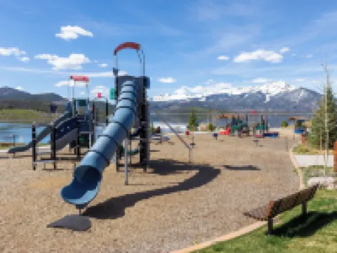 Lake Cliffe 303 Building E Hotels in Dillon