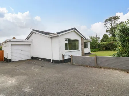 H Jem Отели в г. Лланфэр-Матафарн-Эйтаф